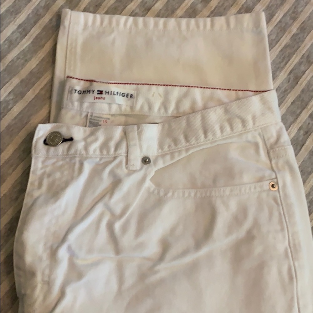 Tommy Hilfiger white cotton crop jeans, size 16